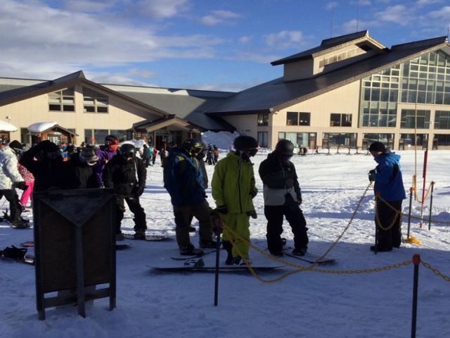 リフト券はもちろんレンタルも無料なので
思いっきり滑ることができます！