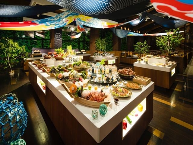 様々なレストランがありますのでご経験によってお任せする会場が異なります