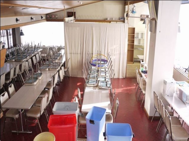 ロッジ内の食堂や客室の清掃等の業務全般もございます！