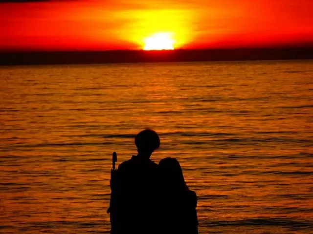 日本海に沈む夕陽はまさに絶景です！