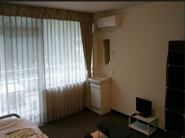 寮はお風呂トイレ付◇
Wi-Fiもあり快適です!!