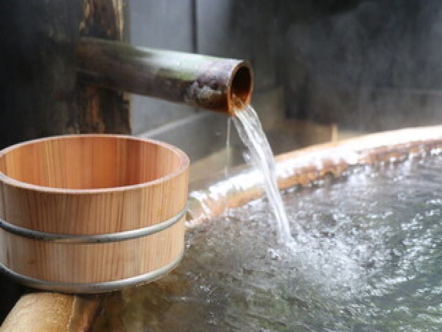 館内温泉で疲れを取りましょう！