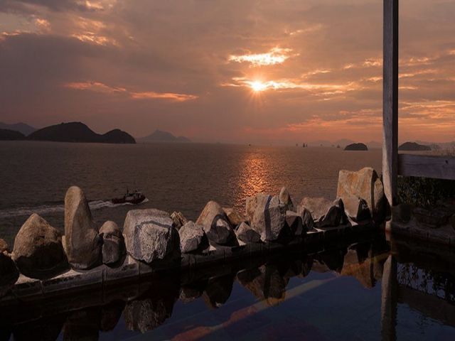 露天風呂は絶景を堪能できます♪