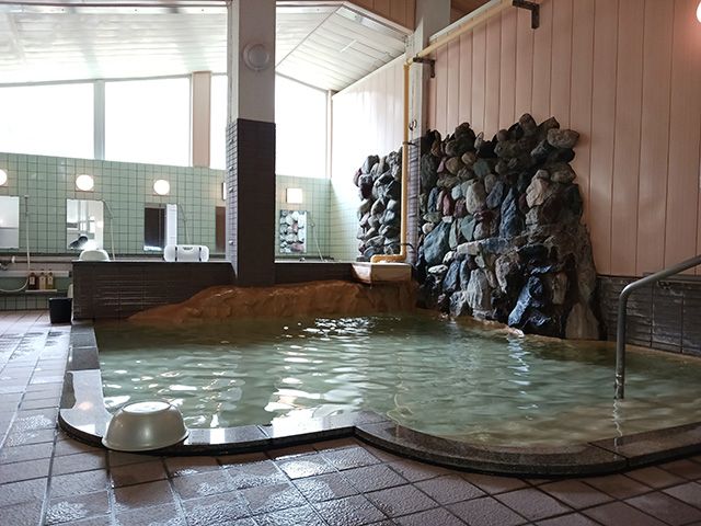 自慢の大浴場で毎日の疲れも癒しましょう♪