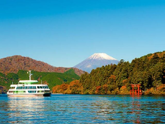 人気箱根エリアでのフロントスタッフ募集！！