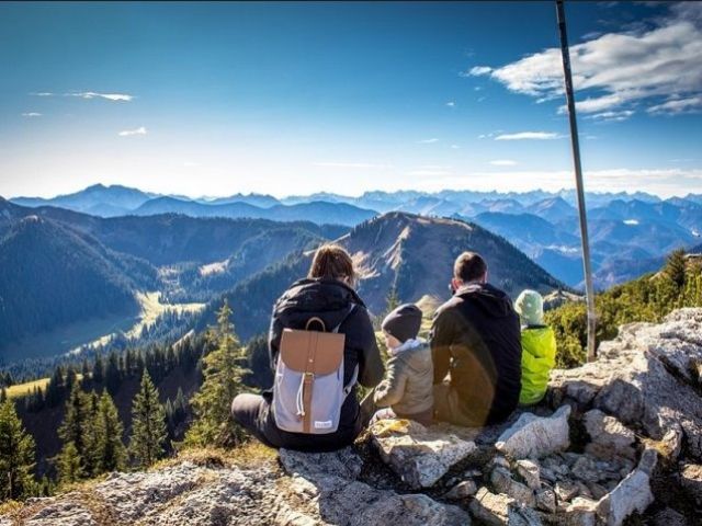 ビュッフェレストランでの接客です★