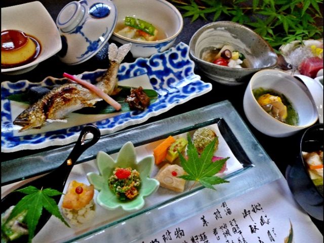 和食をメインとした調理補助です。
スキルによっては更に時給相談も可能かも!!