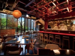 【東京（青山）×通勤】都内飲食店でのレストランのお仕事★