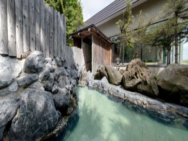 ニセコ内で温泉大浴場利用できるのも少ないです！