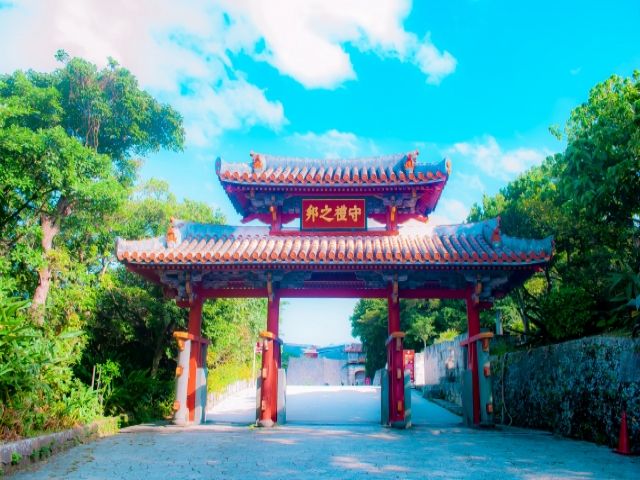 沖縄本島は観光地もたくさんありますよ！