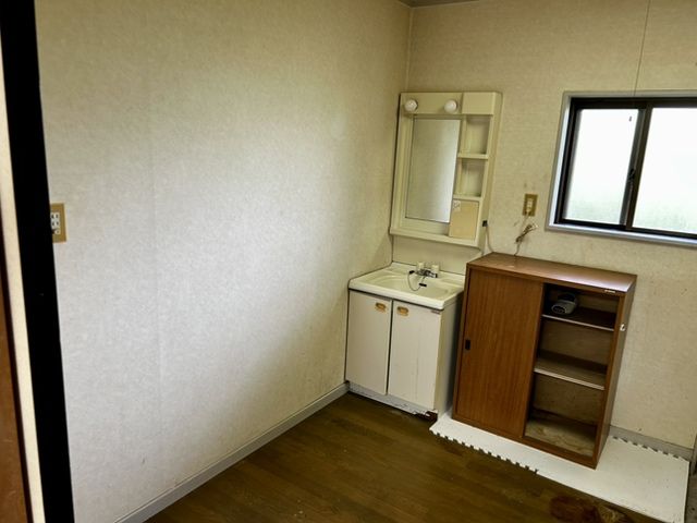 独立洗面台もついております！