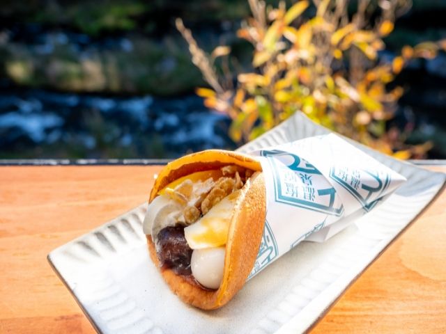 那須塩原温泉名物の『とて焼き』です！