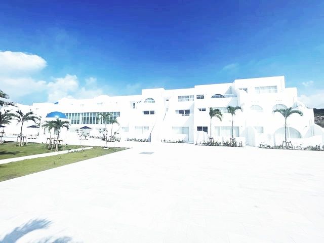 ＼★2024年3月GRANDOPENホテル！★／伊良部大橋の全景を望む高台に誕生！