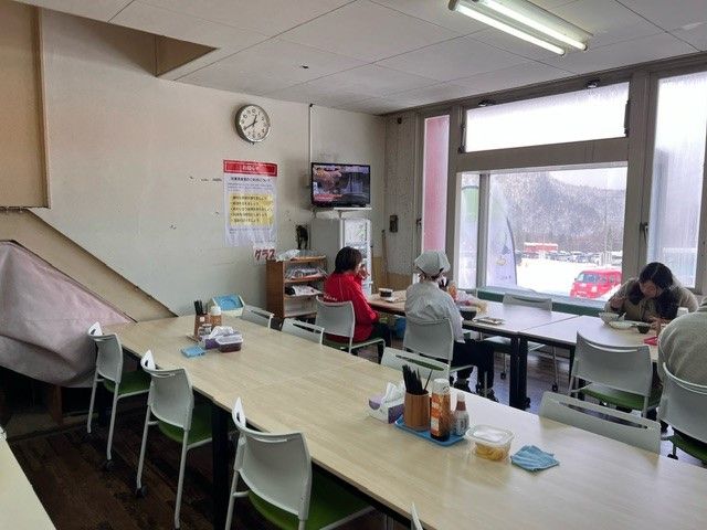 食事は従業員食堂利用！メニューは担当者までご確認ください♪