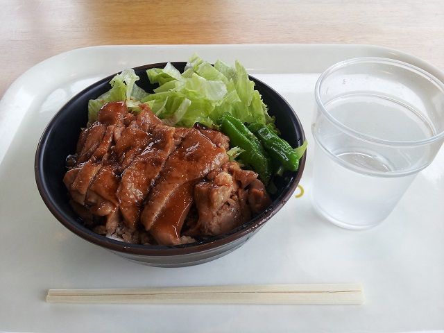 まかない自慢!!しかも無料!!スタッフさんの満足度が高いのには理由があります♪