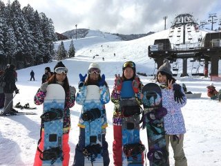 今年の冬の上越国際！リゾバ仲間が沢山！ひと冬の思い出を作ろう！