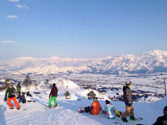 お仕事の後はビッグゲレンデをお楽しみ下さい！