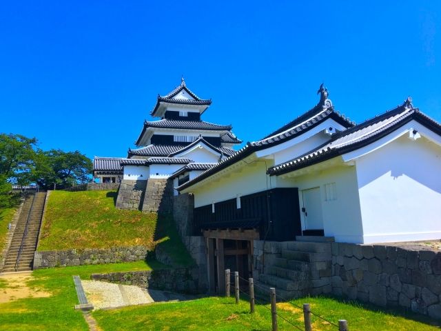 東北3名城の一つ「白河小峰城」です。歴史好きのあなたにもお勧め！