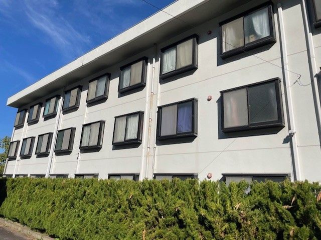 寮は敷地内に社員寮あり！
トイレ・風呂・キッチン付き☆