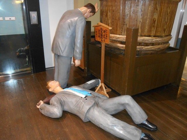 20歳以上の方におススメなのは駅中にあるぽんしゅ館!
呑みたいお酒をワンコインで呑み比べ♪