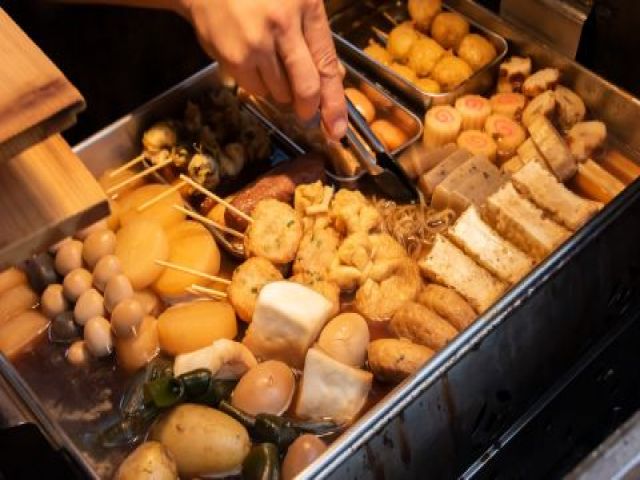 キッチンカーでおでんの販売をお願いいたします♪
在庫管理や発注等の管理業務もあります！
