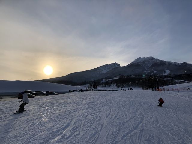 赤倉スキー場のリフト券付き！広くて滑りやすいスキー場です。