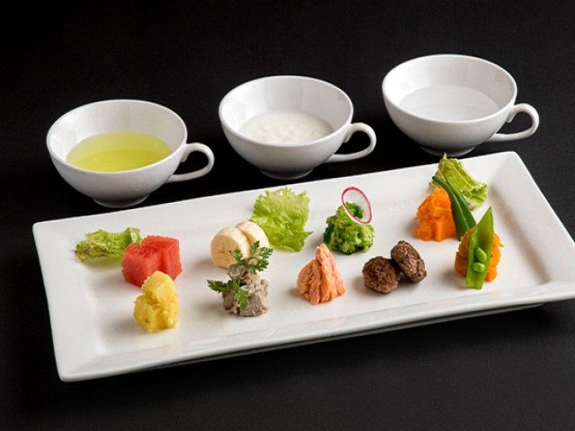 わんちゃん用のお食事もあります！