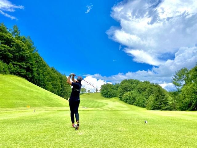 新設ゴルフ場でのお仕事！綺麗な施設で勤務できます☆