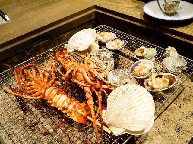 海鮮が楽しめるのは海の近くならでは！お出かけスポットも多く休日は楽しんじゃいましょう！