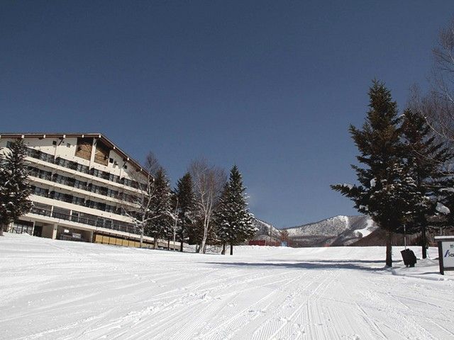 スキーリゾートのホテルレストランでのお仕事です♪