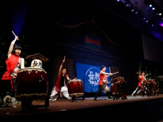 従業員の方による和太鼓パフォーマンスも行っています・・・！