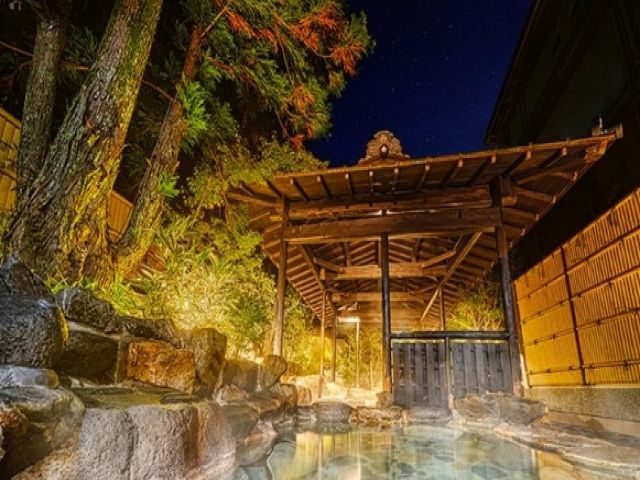 庭園露天風呂はお客様からも人気です★