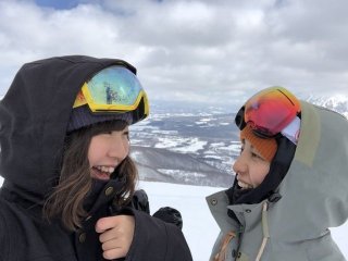 ★スキー場募集★ニセコでカップル同室OK！風呂トイレ付きの寮です！