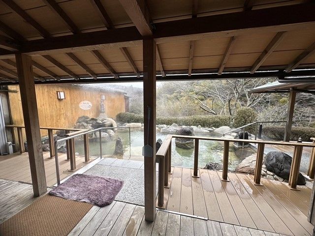 温泉にもサウナにも入り放題です♪