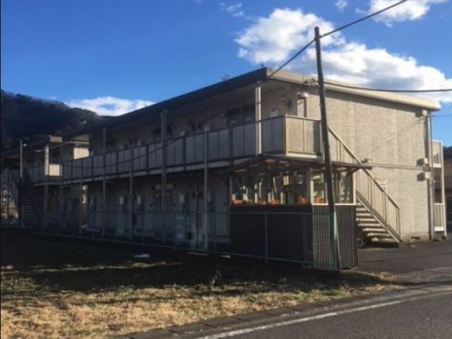 寮は職場から徒歩5分ほどのところにあります