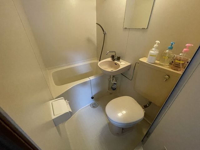 もちろん水回りもついております！