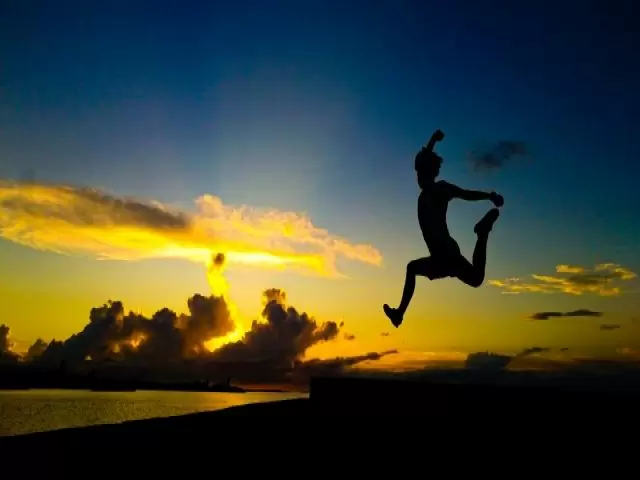 レンタル・リフト券無料！休日は１日中滑れます。