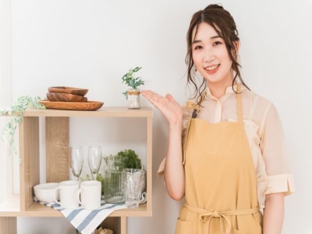 明るい笑顔で接客ください！