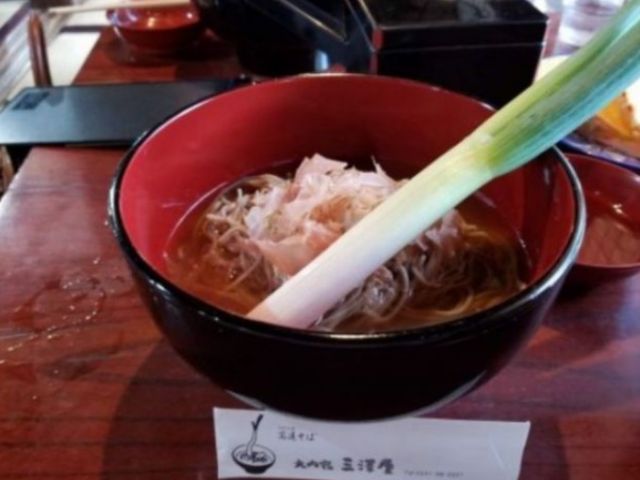 お休みの日は名産物も食べていただき楽しんでください！