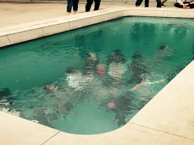 話題の観光地にも行ってみよう！