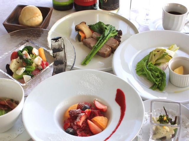 ホールのお仕事です！