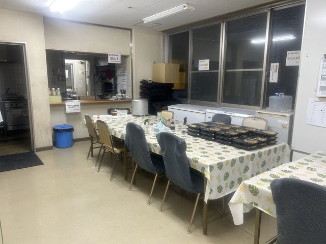 綺麗な食堂でご飯が食べられます☆