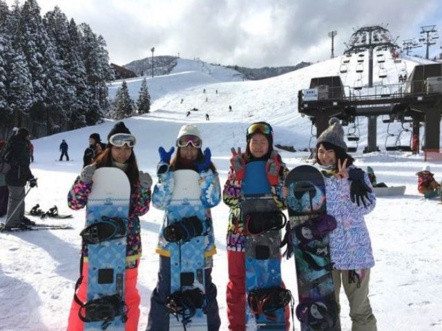 冬リゾバなのでもちろんリフト券も無料でいただけます。