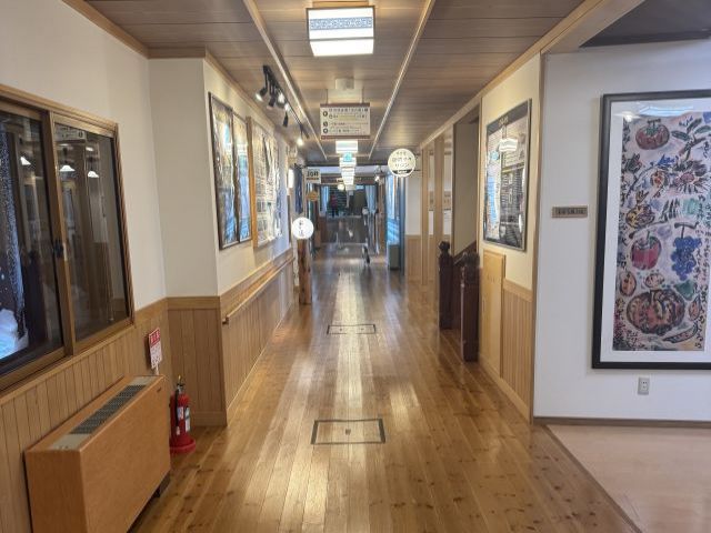 館内での全般業務をお願いします！
通しシフト固定、残業もほとんど発生しません♪