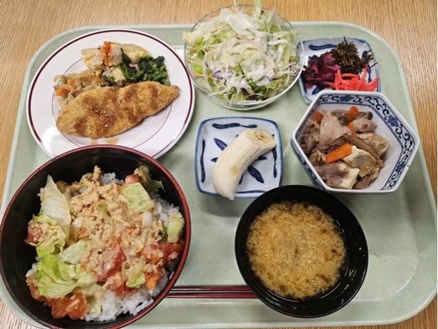 250円ですがお腹いっぱい食べれます♪