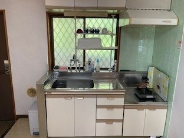 キッチンがあるため自炊可能です♪