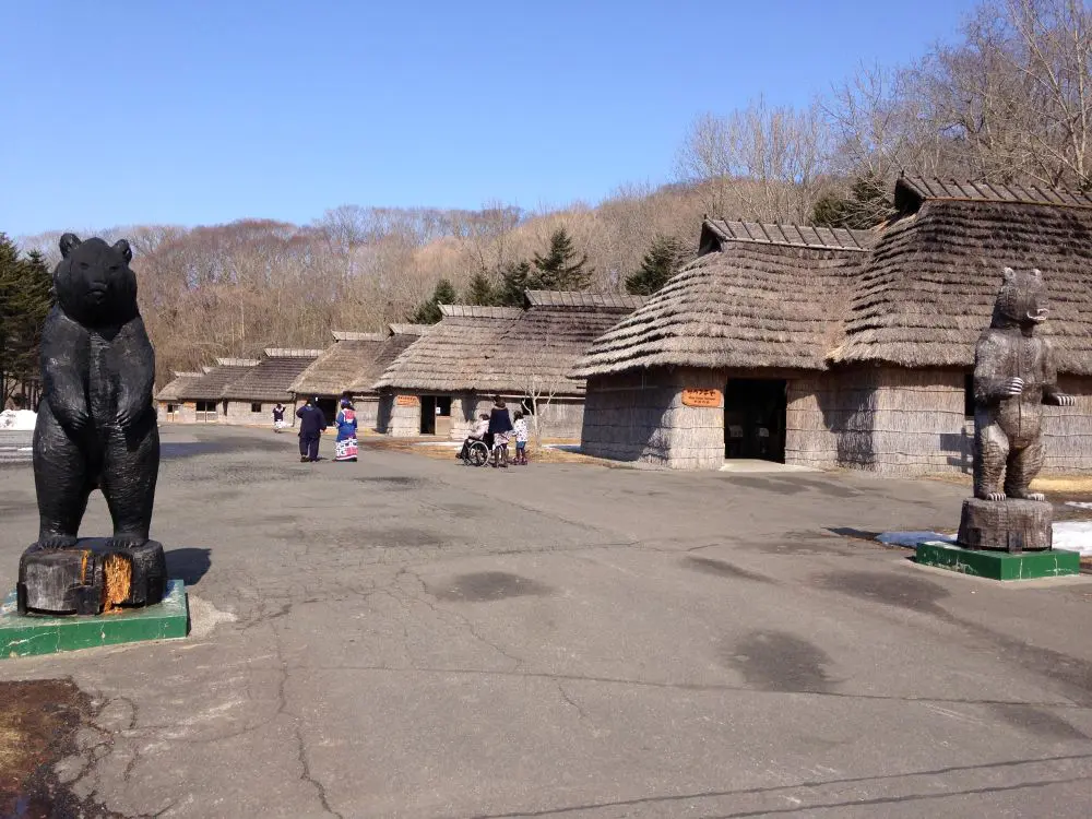 ウポポイ（民族共生象徴空間）