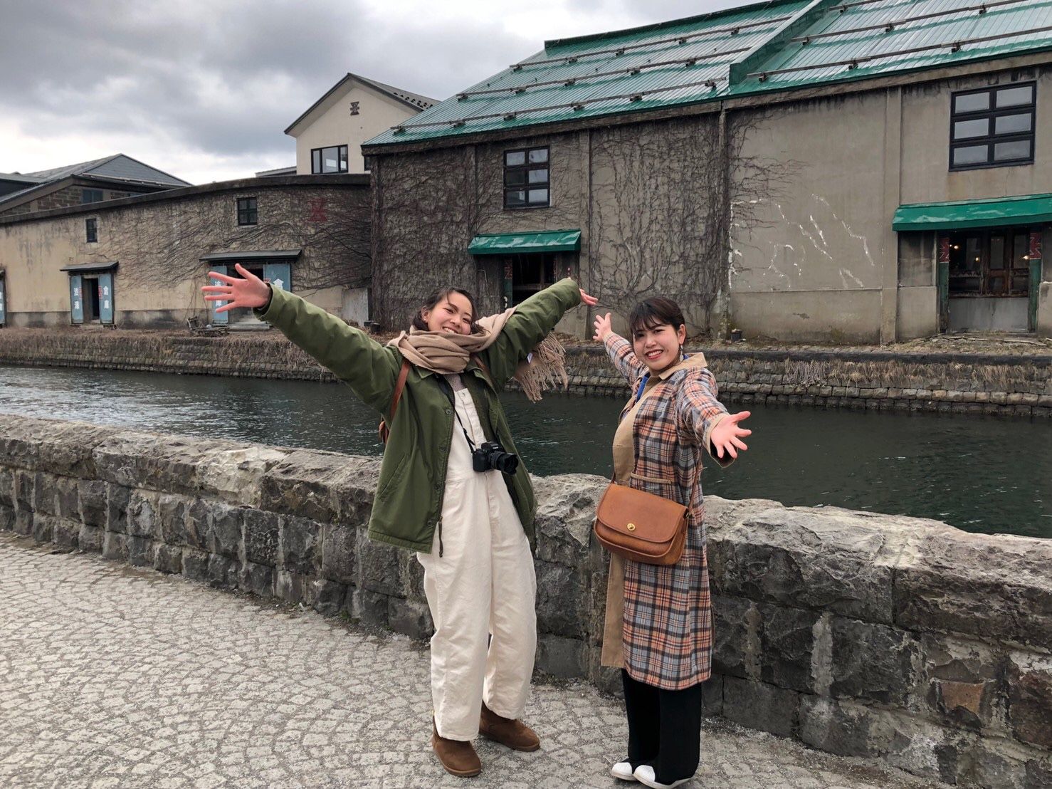 小樽で観光を楽しむスタッフ
