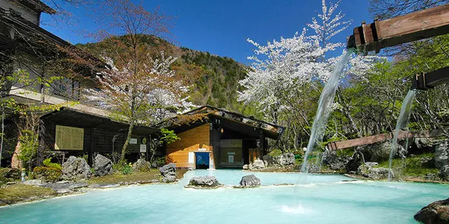 白骨温泉