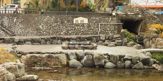 音信川遊歩道散策